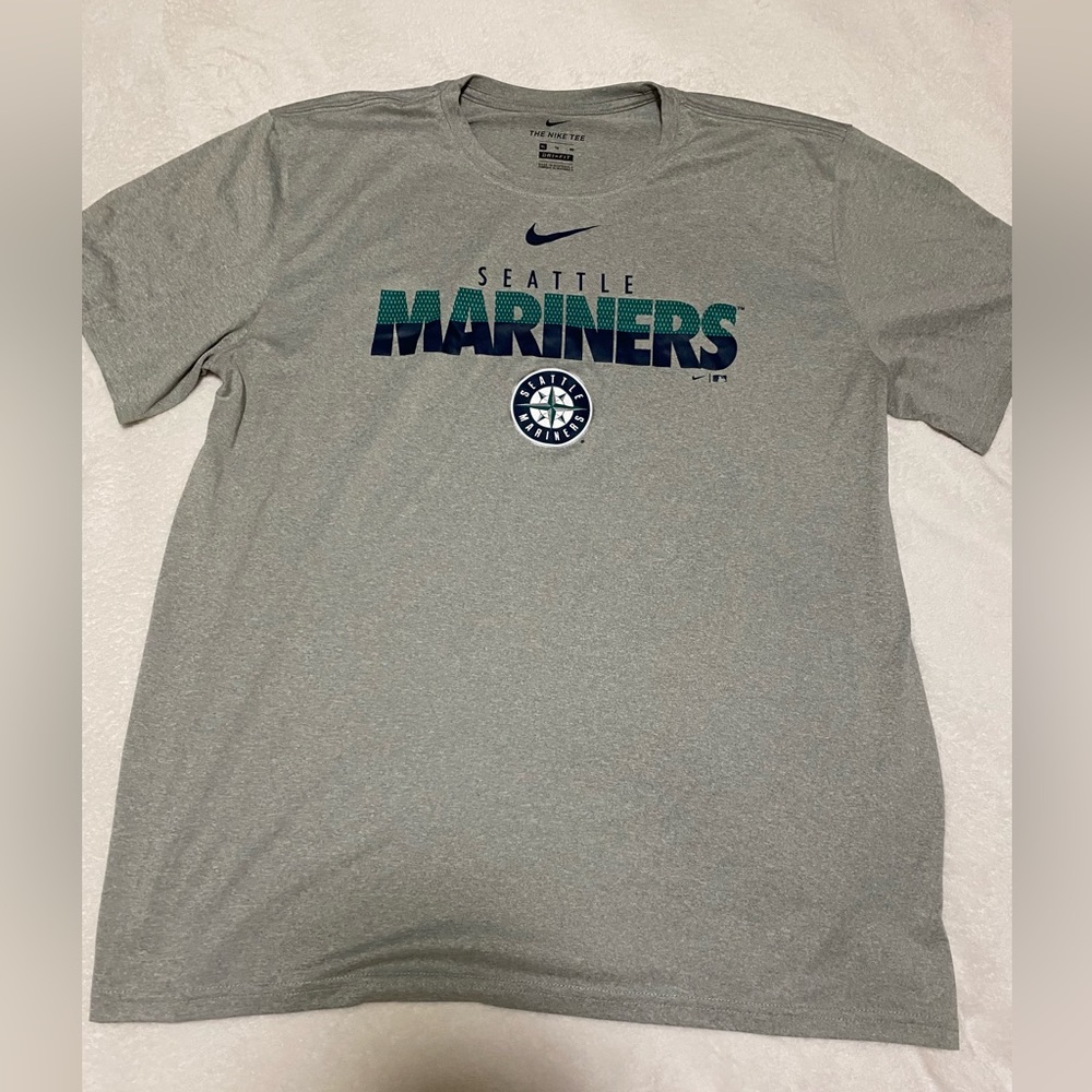 Seattle Mariners Men’s Dri-Fit Nike Shirt - XL